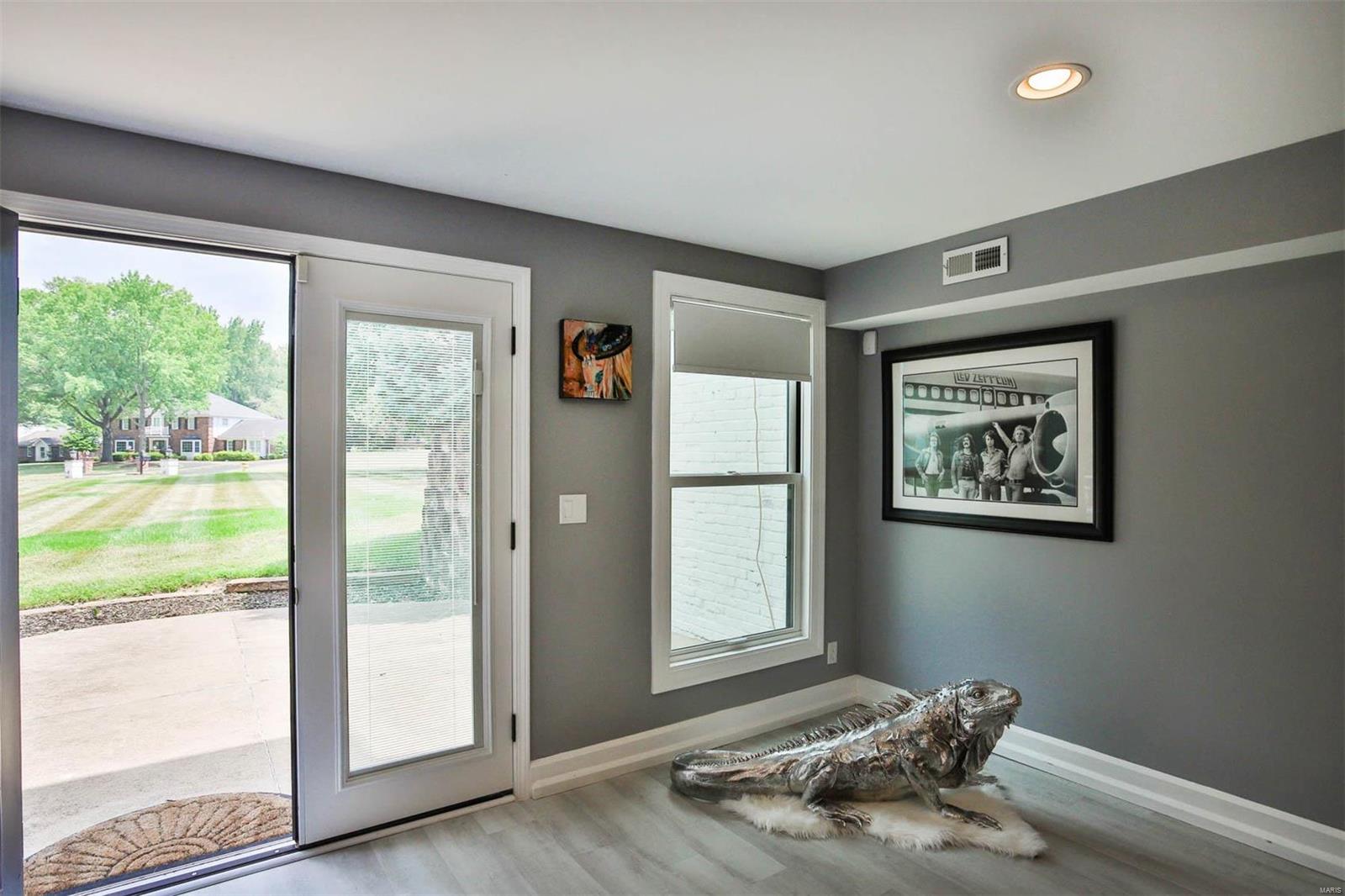 West Hampton 2 - Residential