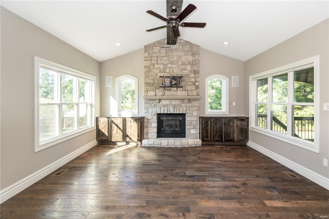 Belle Maison - Residential