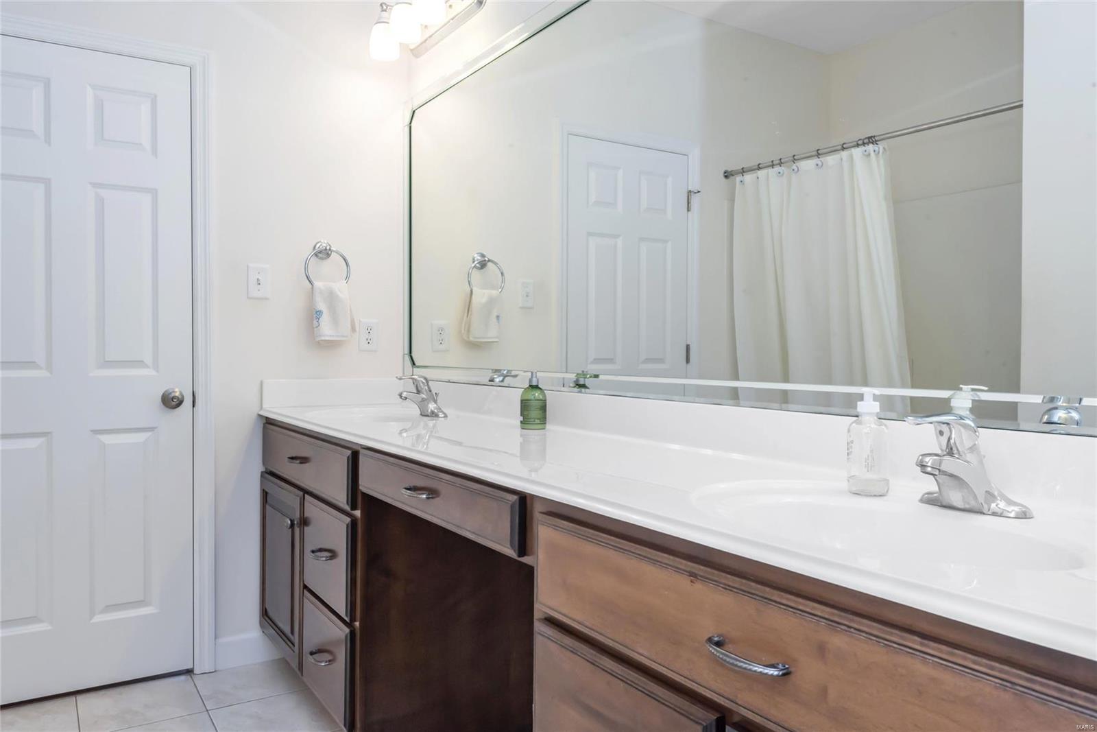 Wir-Don Meadows - Residential