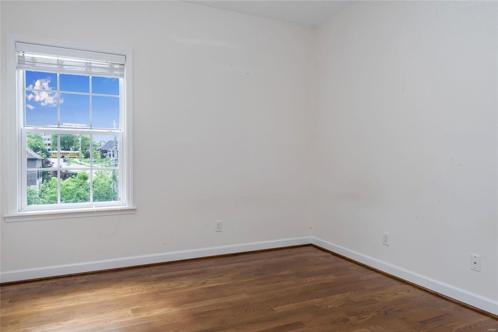 Wir-Don Meadows - Residential