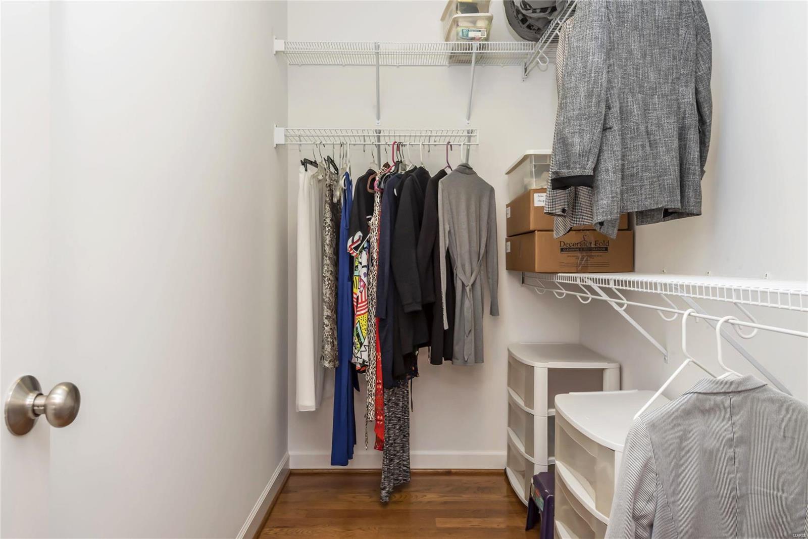 Wir-Don Meadows - Residential