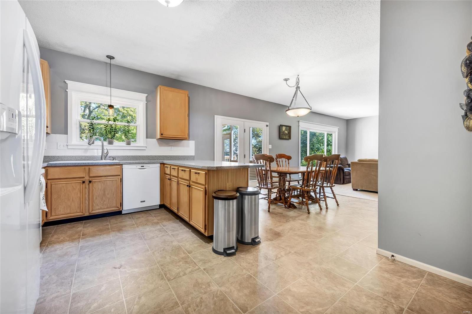 Vlgs At Dardenne Cheneaox Village - Residential