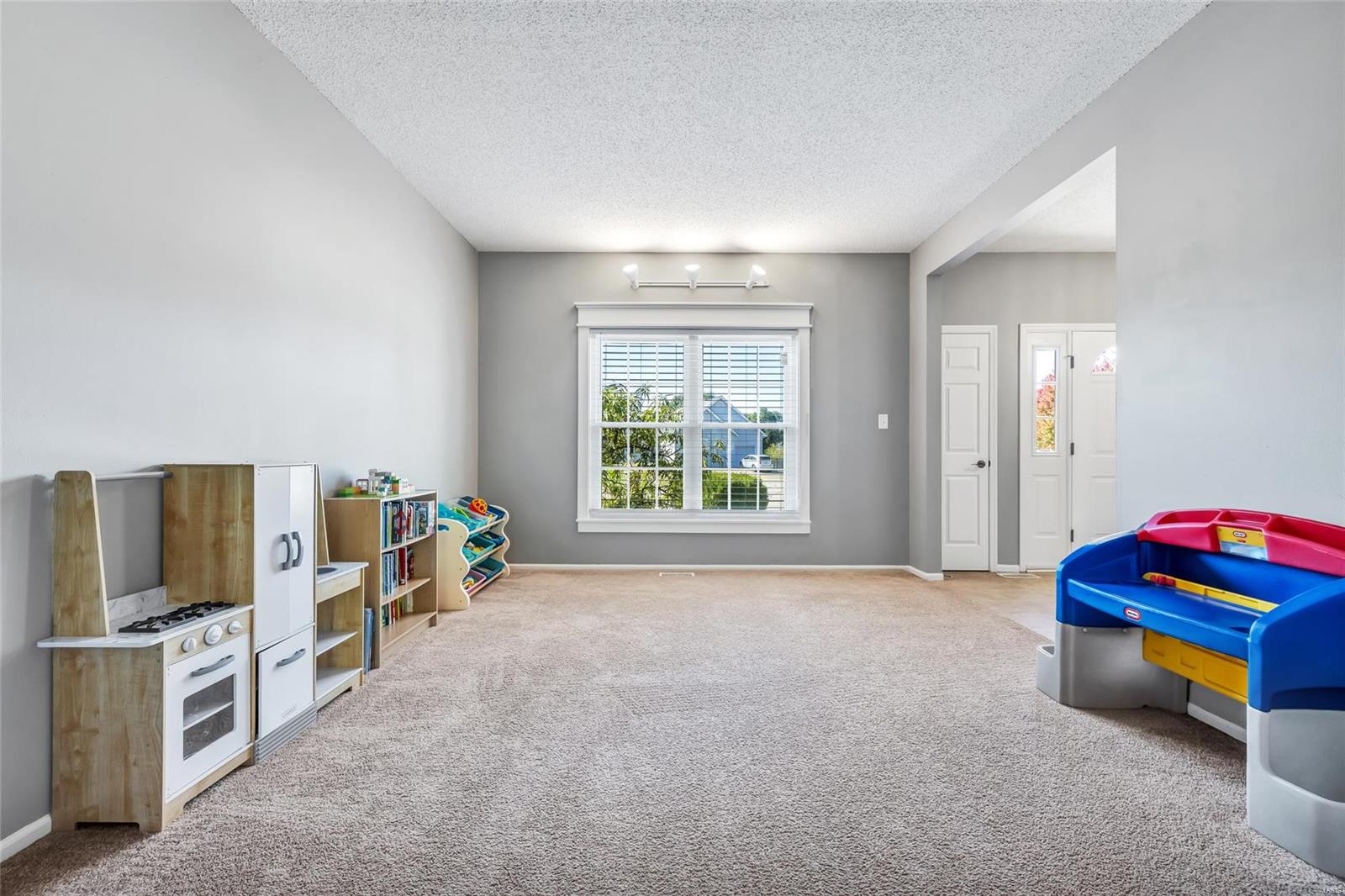 Vlgs At Dardenne Cheneaox Village - Residential