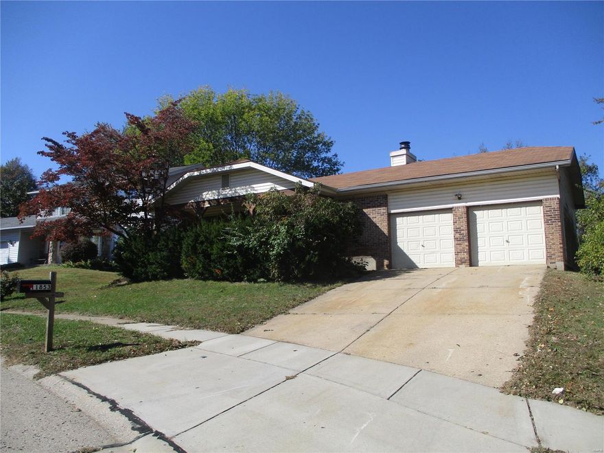 LOOKING FOR A HOME WITH PLENTY OF SPACE... THEN LOOK NO FURTHER!! All she needs is a family that will show her a little love. Located near everything, shopping, grocery stores, eateries, highways and more. This home is perfect for any family. When you walk into this home, you are greeted by open floor plan, livingrm, diningrm and kitchen. She has has 3 spacious bedrooms and 2 full baths.  You will simply love the open eat in kitchen area.  The walkout deck from the livingrm will be the star attraction for all of your family outings.  The lower level is great for entertaining and family fun. She even has a familyrm and extra room for sleeping or an office or workout room and there's a rough in bath. This home just has too many features to mention.  YOU JUST HAVE TO COME TAKE A LOOK FOR YOURSELF. HURRY.... This gem won't last long !!! This property is in its exclusive bidding period and it won't last long! SpecialListingConditions: Foreclosure