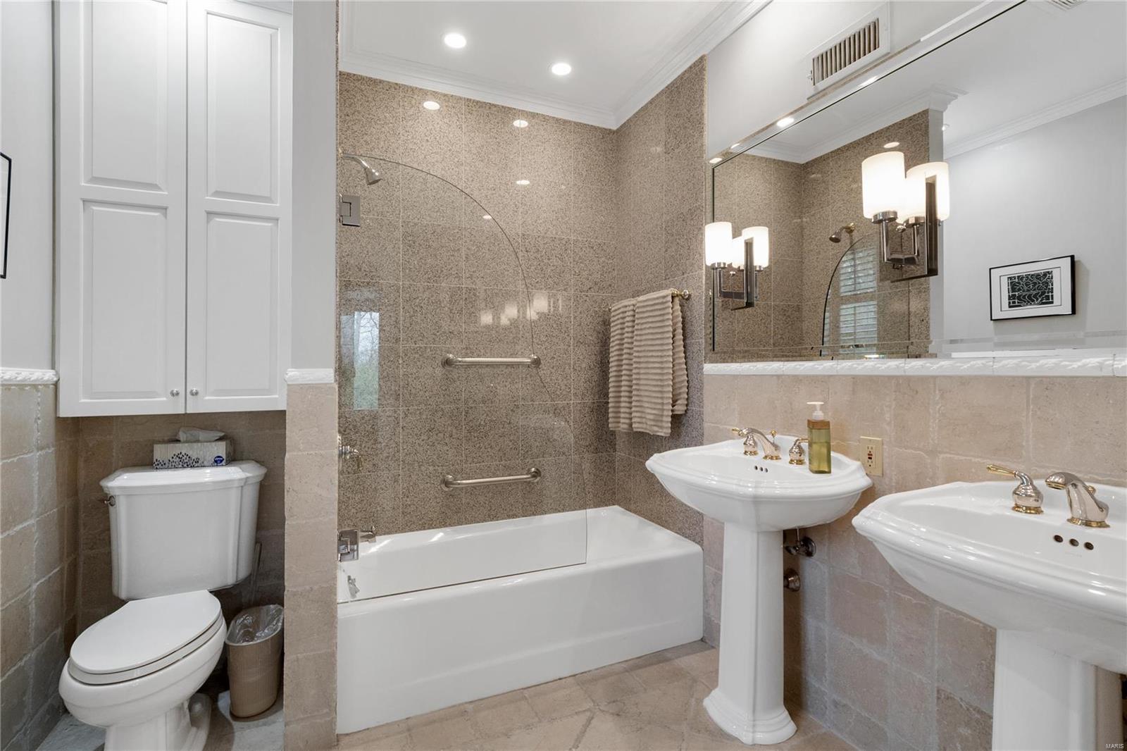 Huntleigh Woods - Residential