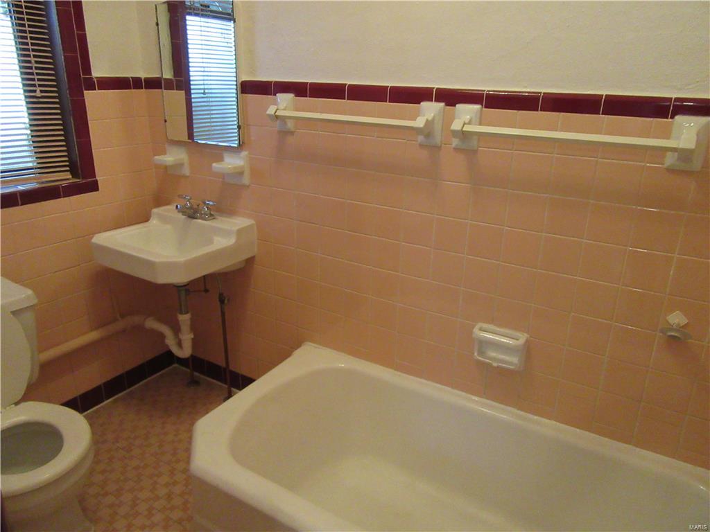 Gratiot Add - Residential Income