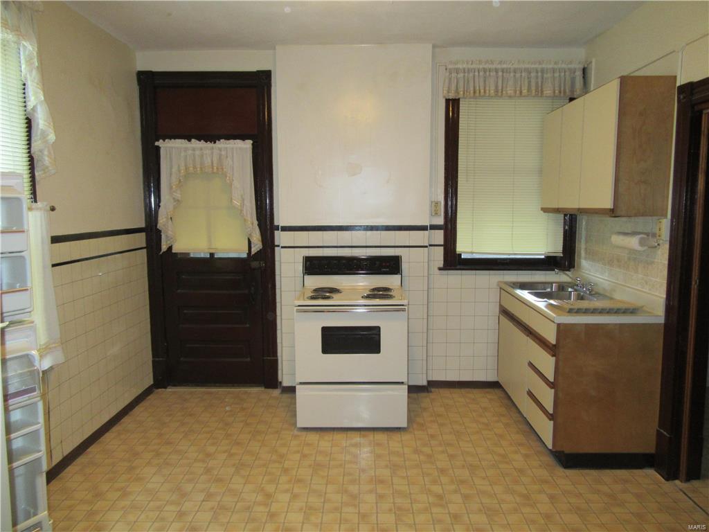 Gratiot Add - Residential Income