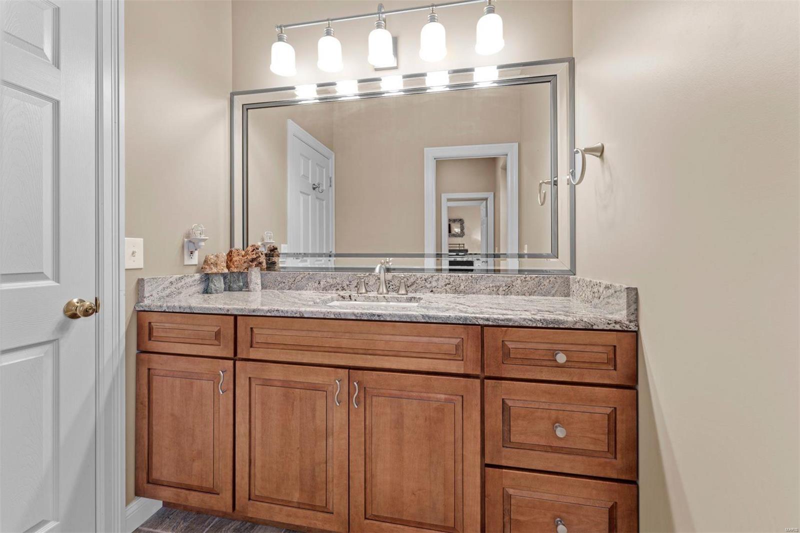 Hawk Ridge On The Green #2 - Residential