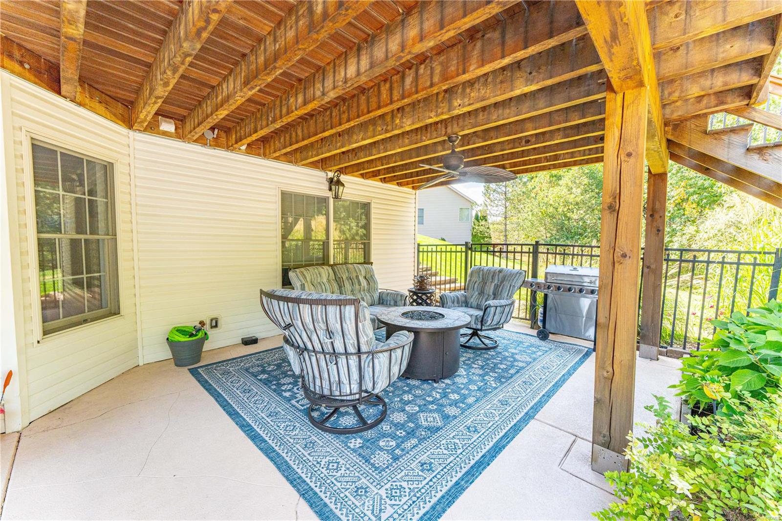 Hawk Ridge On The Green #2 - Residential