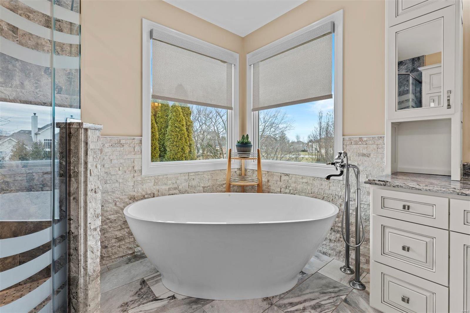 Hawk Ridge On The Green #2 - Residential