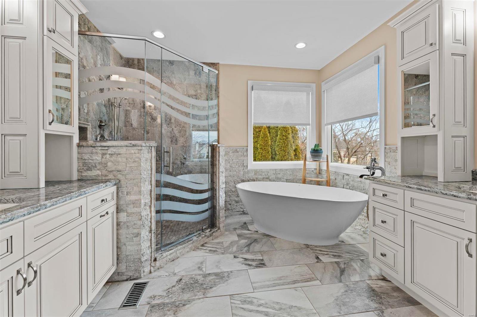 Hawk Ridge On The Green #2 - Residential