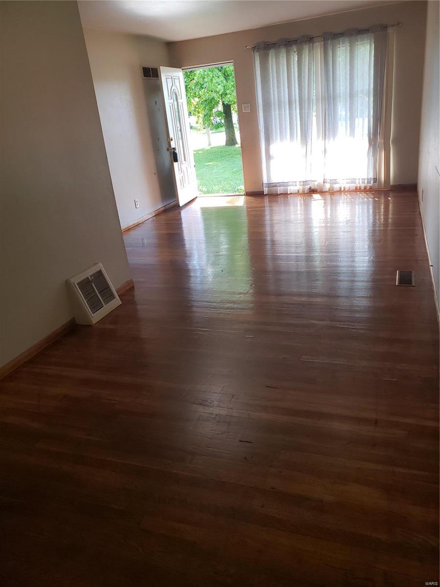Glascow Village Unit # 10 - Residential