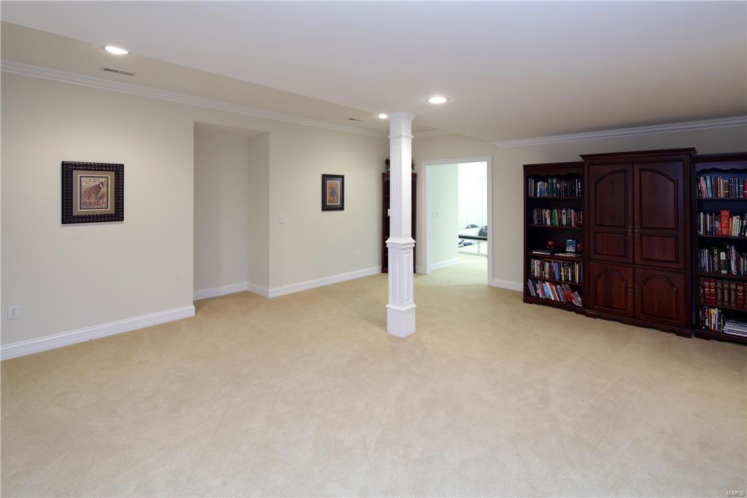 Town and Country Manor - Residential