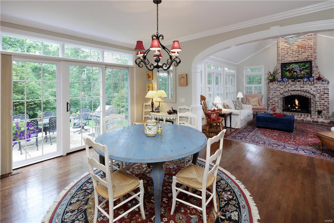 Town and Country Manor - Residential