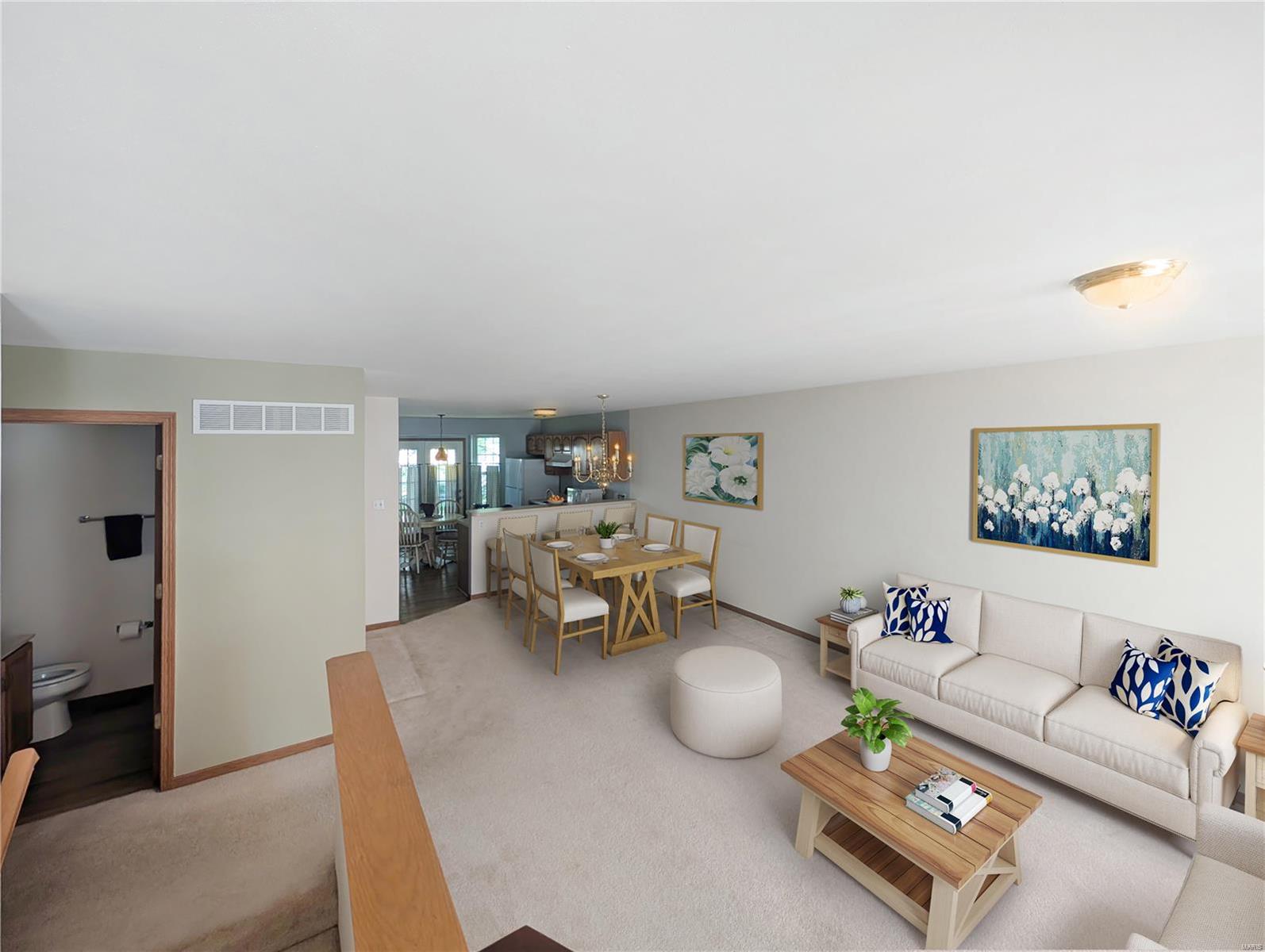 Shrewsbury, Missouri 63119, United States, 2 Bedrooms Bedrooms, ,2 BathroomsBathrooms,Residential,Pending,39712