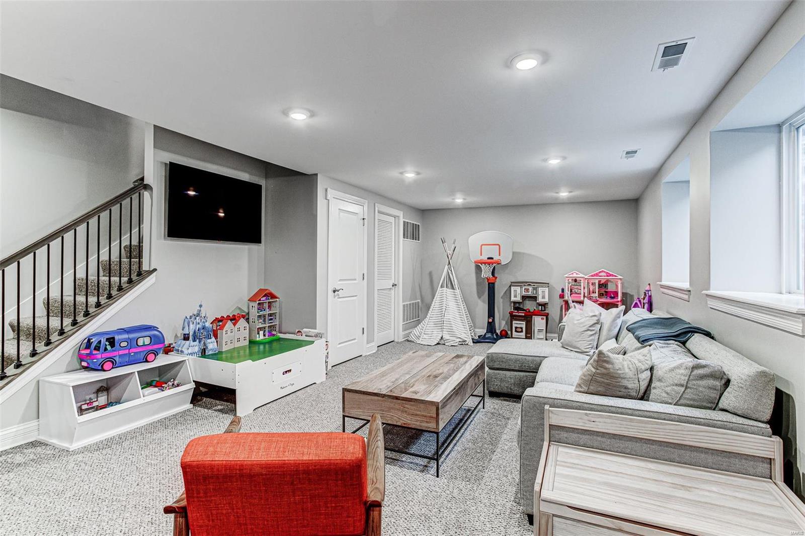 Clayton Road Park - Residential