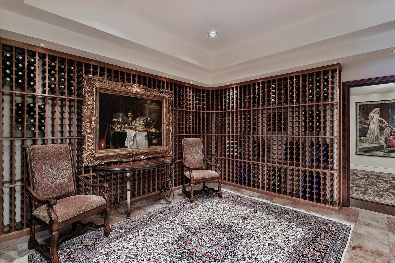 Whitmoor Upper Rdwy & Esmt - Residential