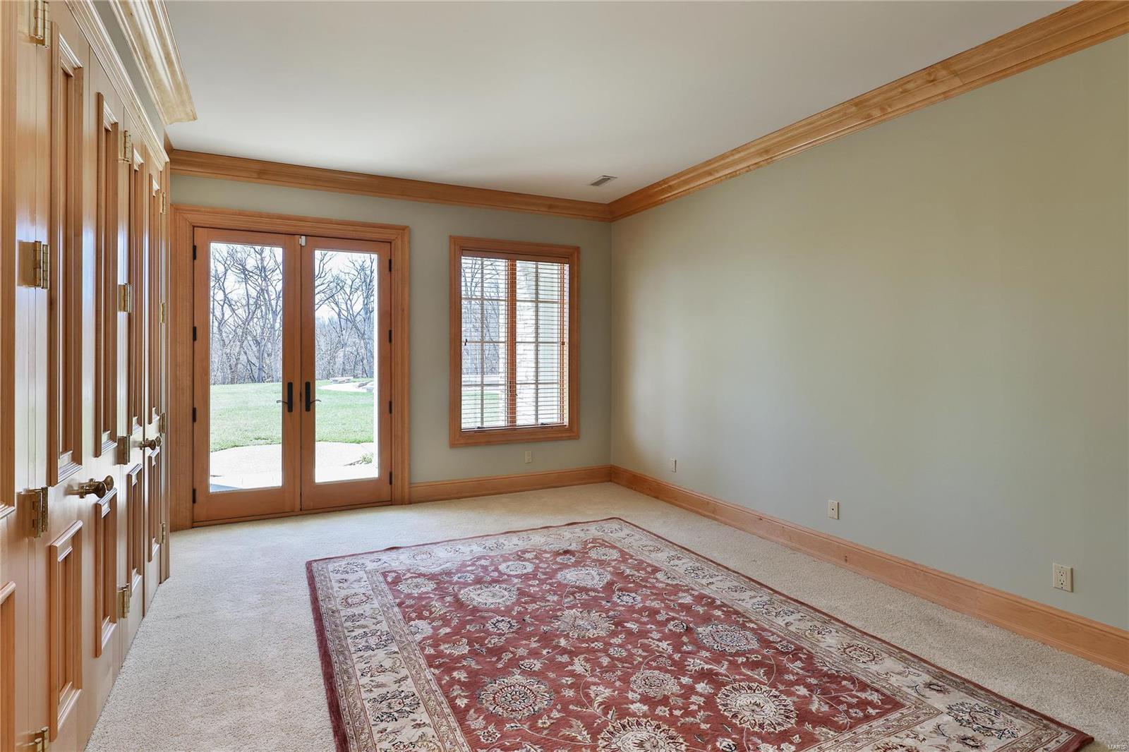 Whitmoor Upper Rdwy & Esmt - Residential