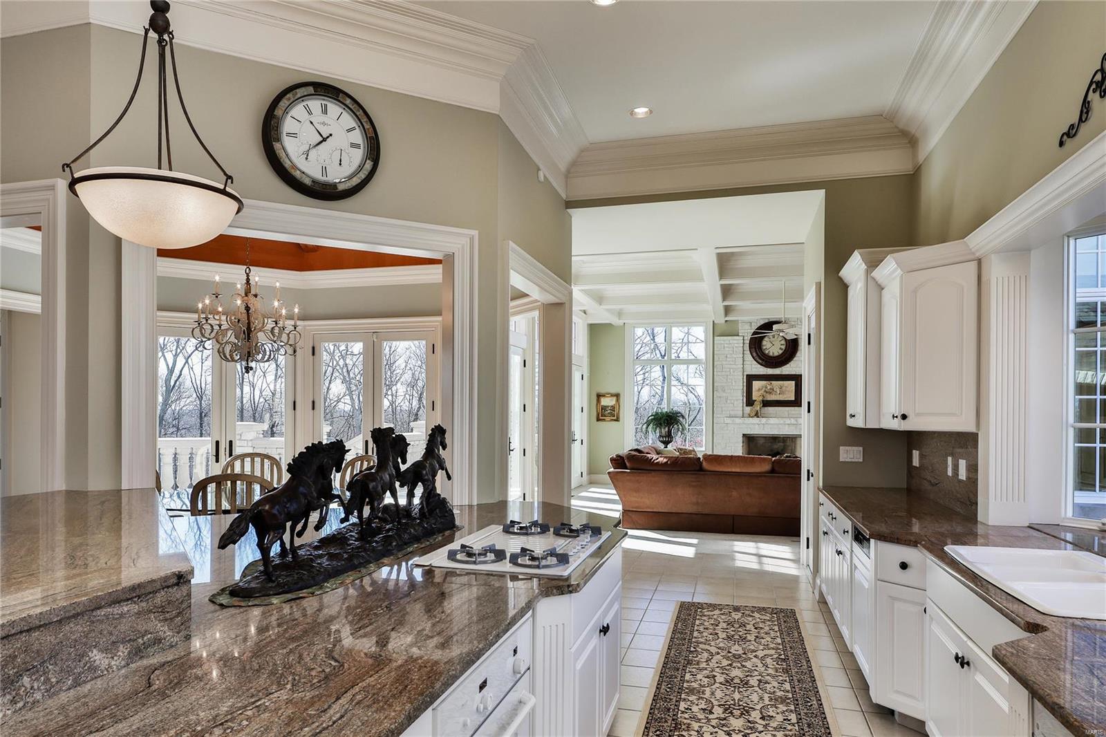 Whitmoor Upper Rdwy & Esmt - Residential