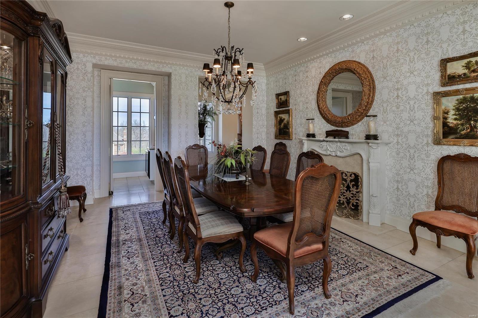 Whitmoor Upper Rdwy & Esmt - Residential