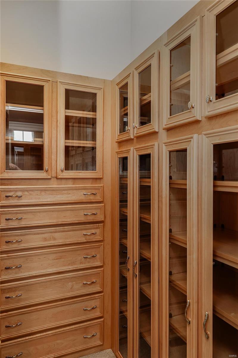 Whitmoor Upper Rdwy & Esmt - Residential