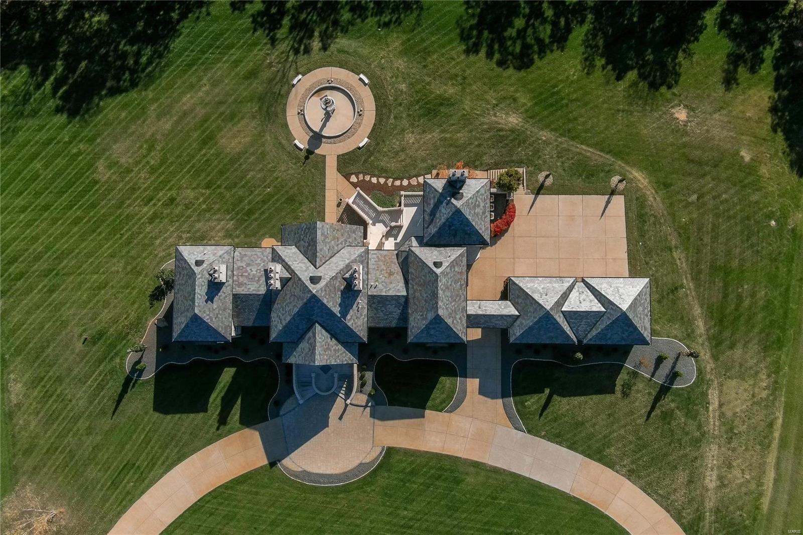 Whitmoor Upper Rdwy & Esmt - Residential