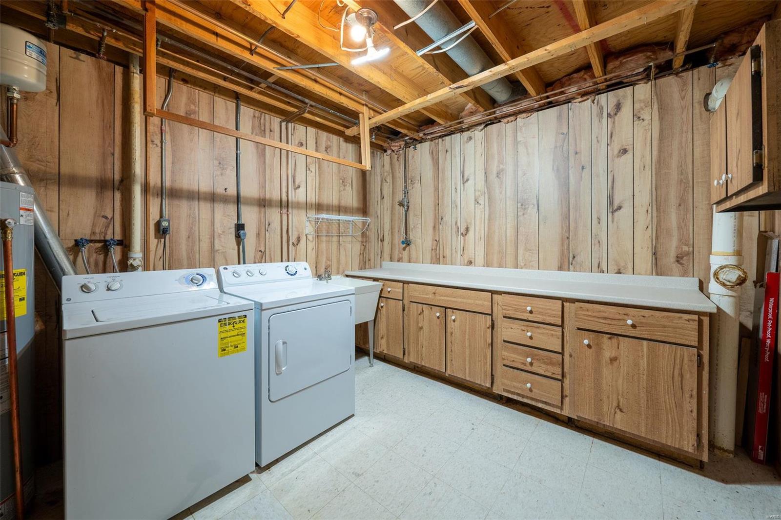 Treetop Condo - Residential