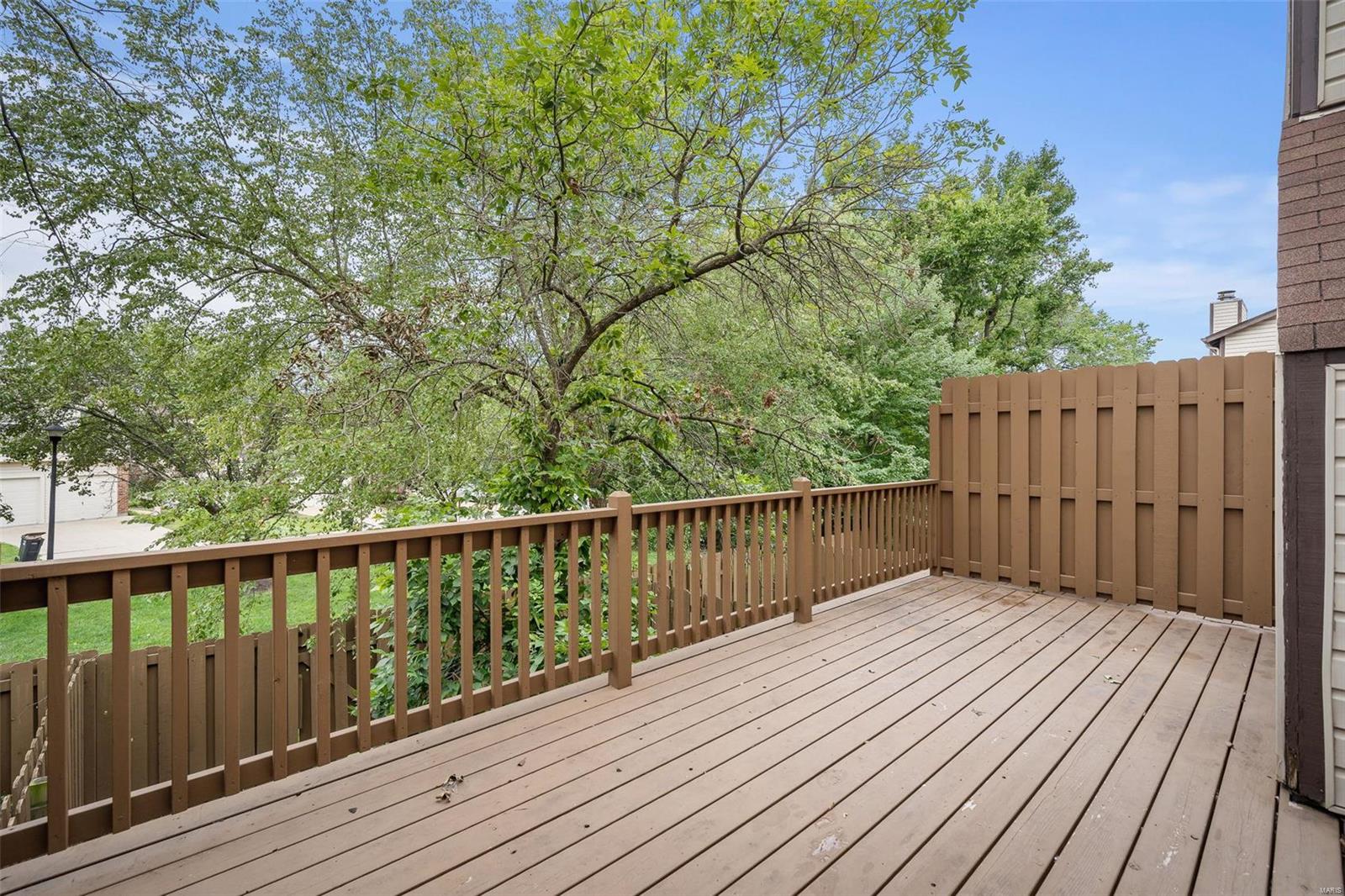 Treetop Condo - Residential