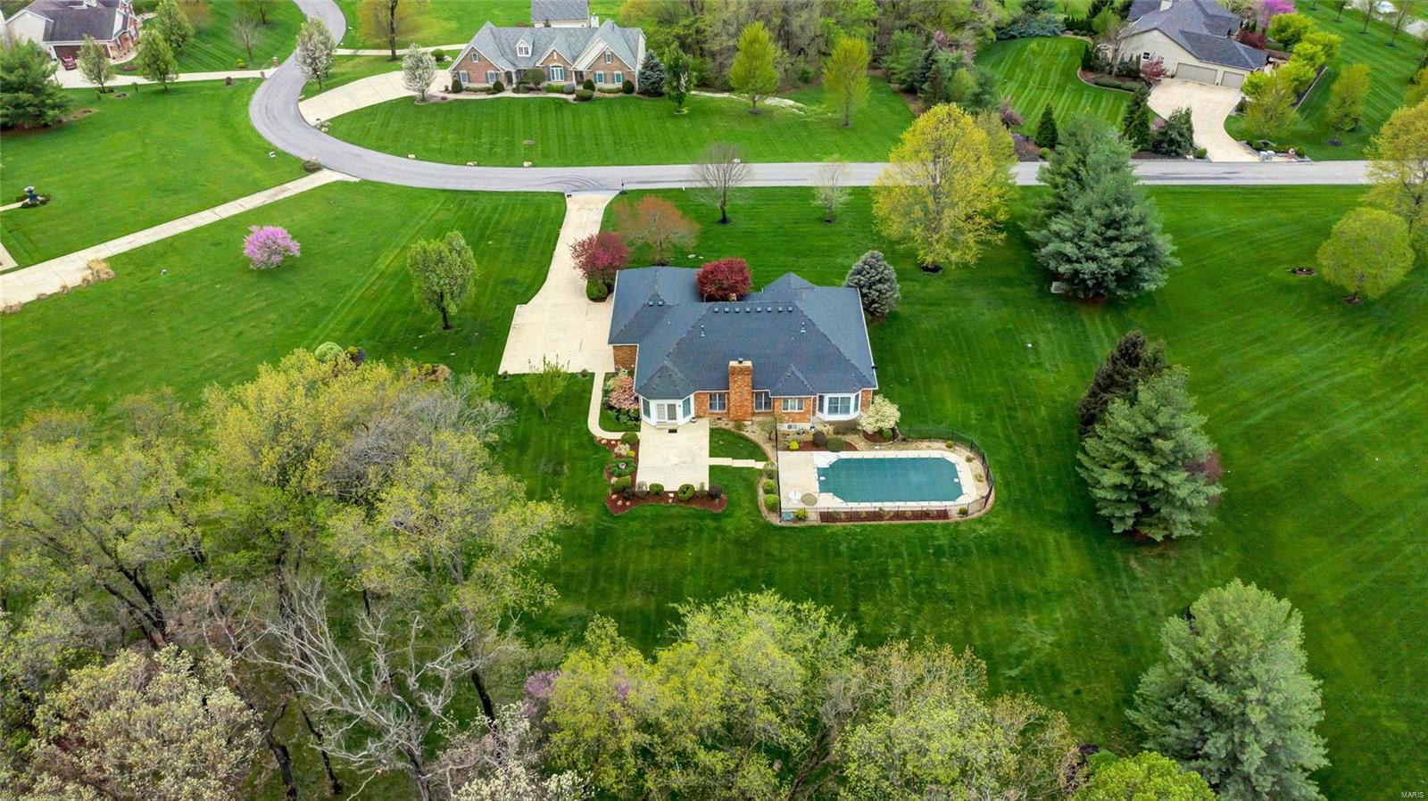 Summit Estate - Residential