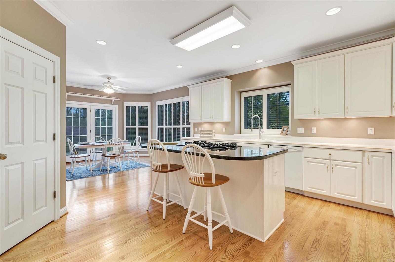 Summit Estate - Residential