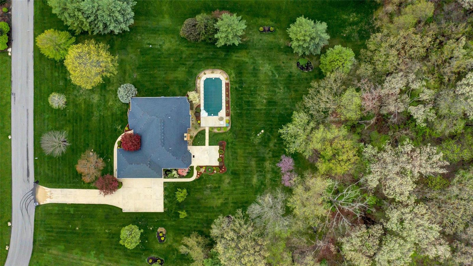 Summit Estate - Residential