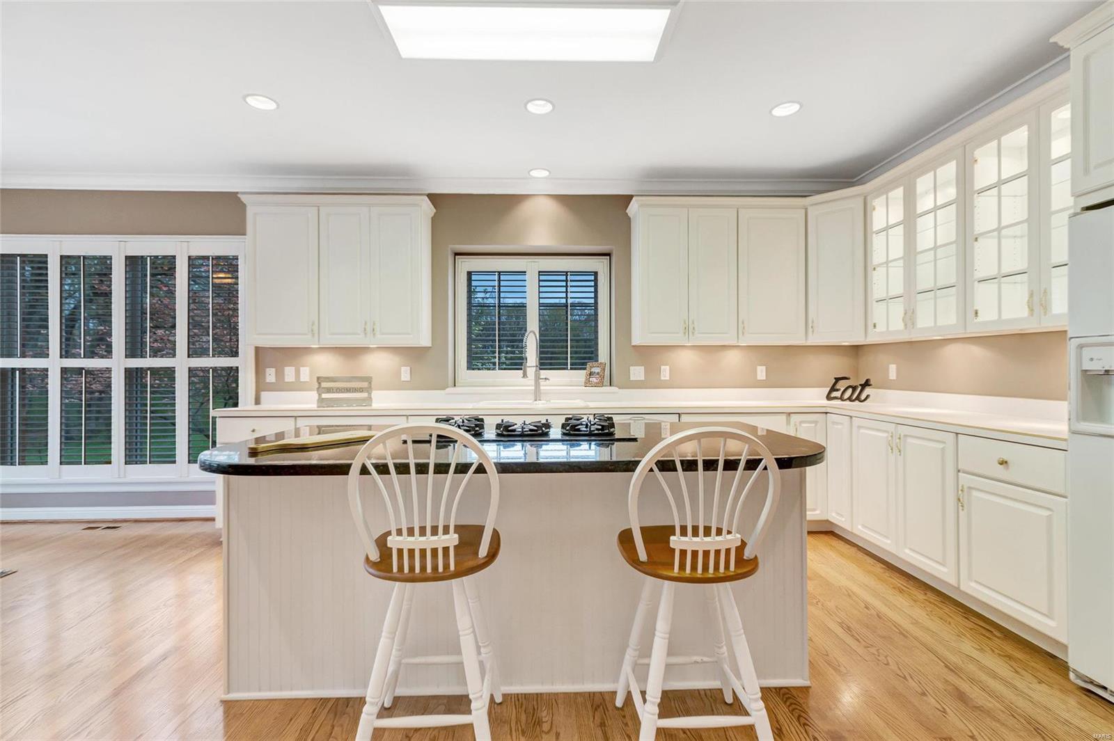 Summit Estate - Residential