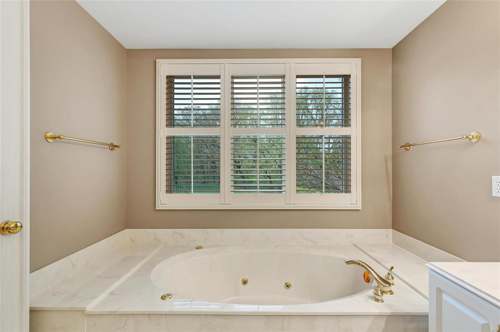 Summit Estate - Residential