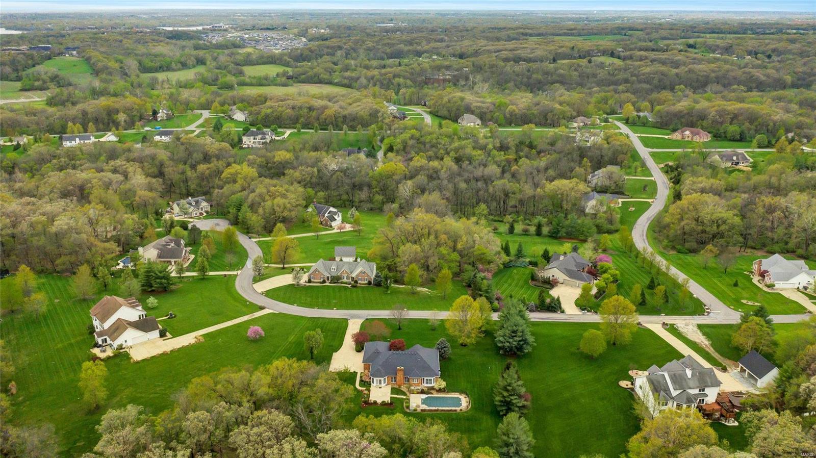 Summit Estate - Residential