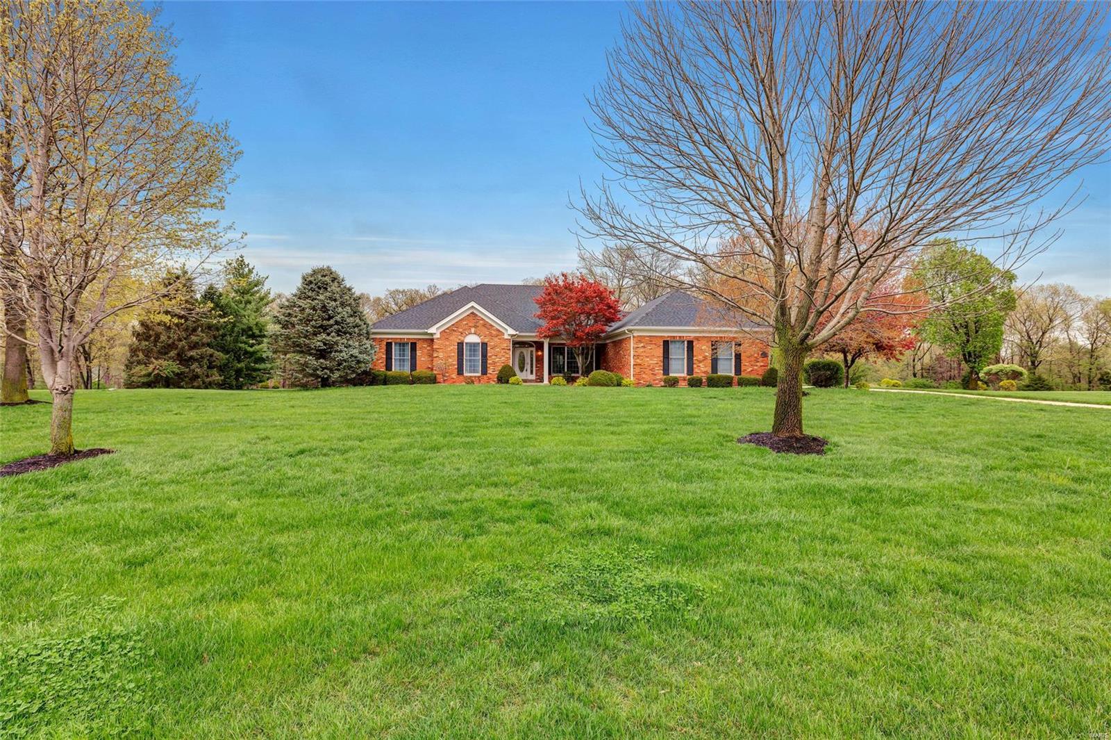 Summit Estate - Residential