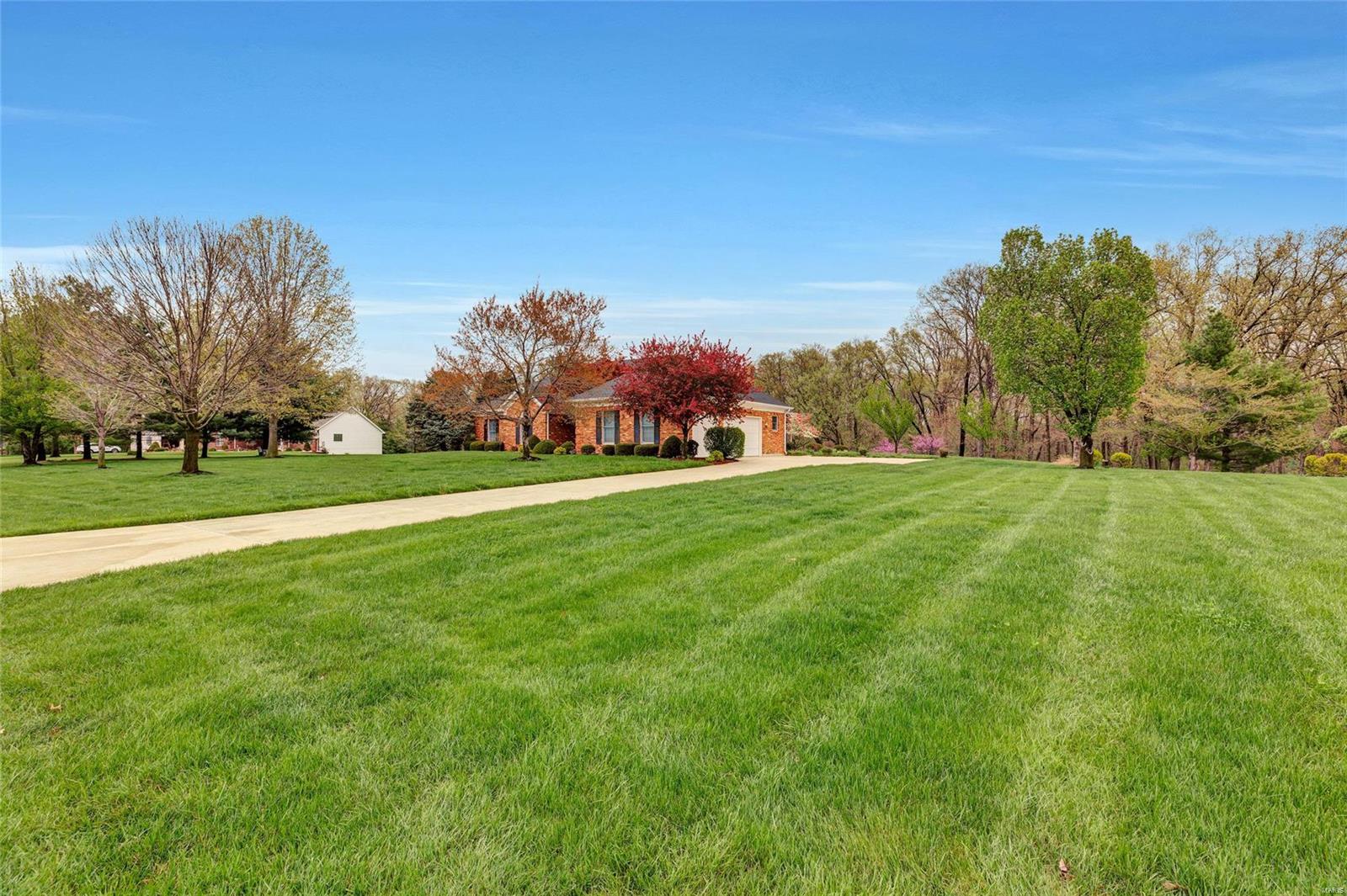 Summit Estate - Residential