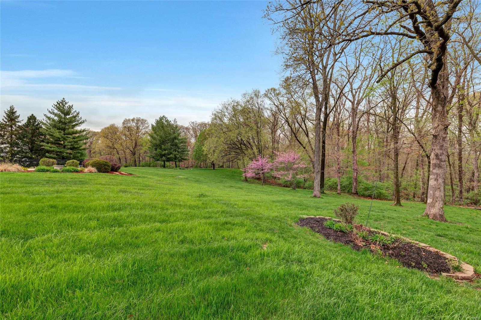 Summit Estate - Residential