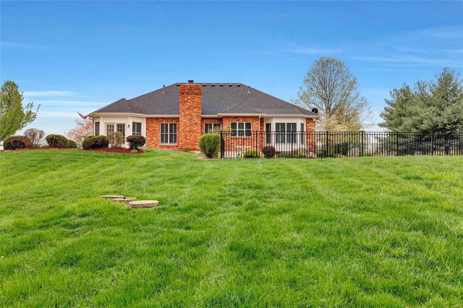 Summit Estate - Residential