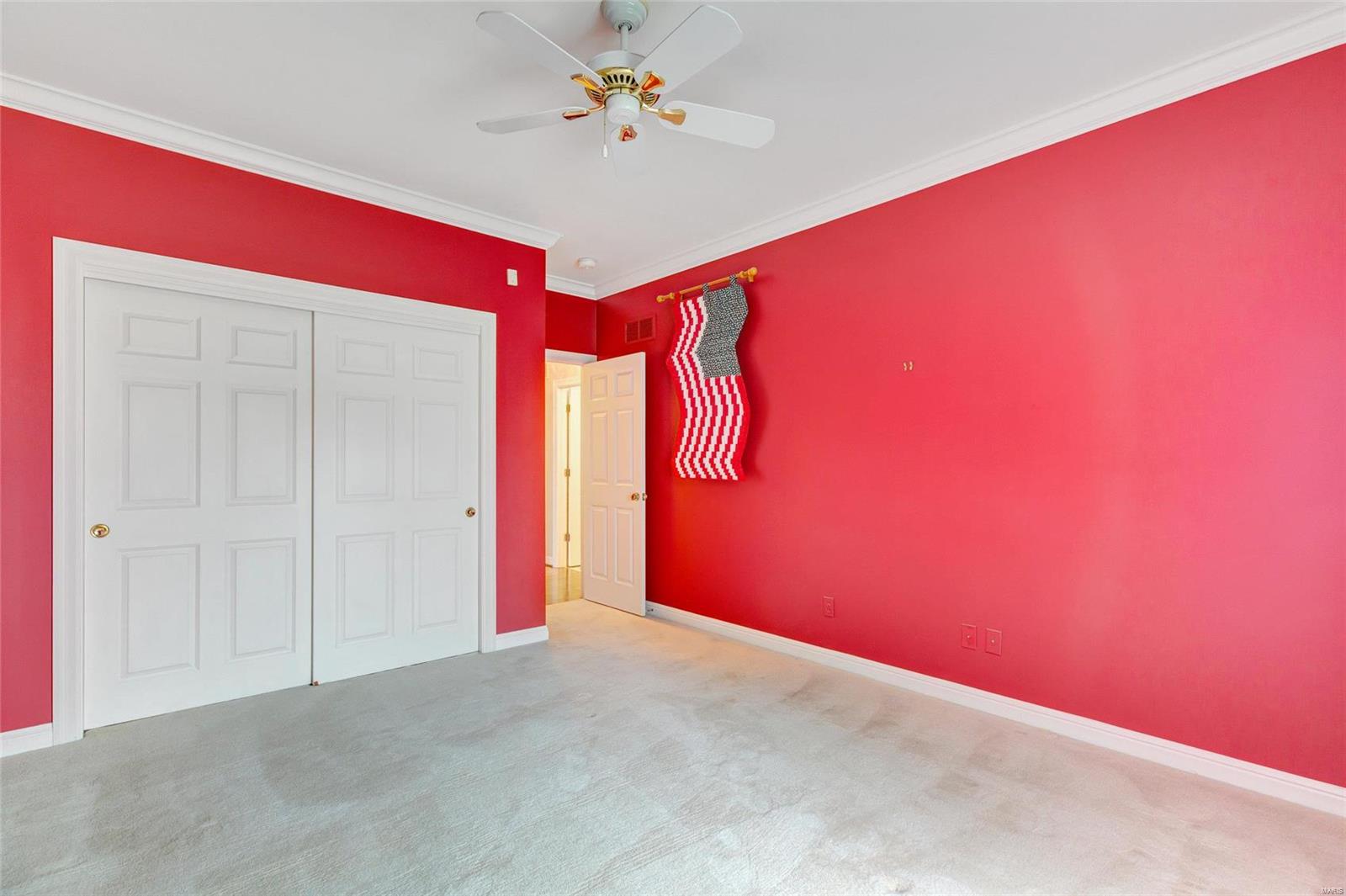 Summit Estate - Residential