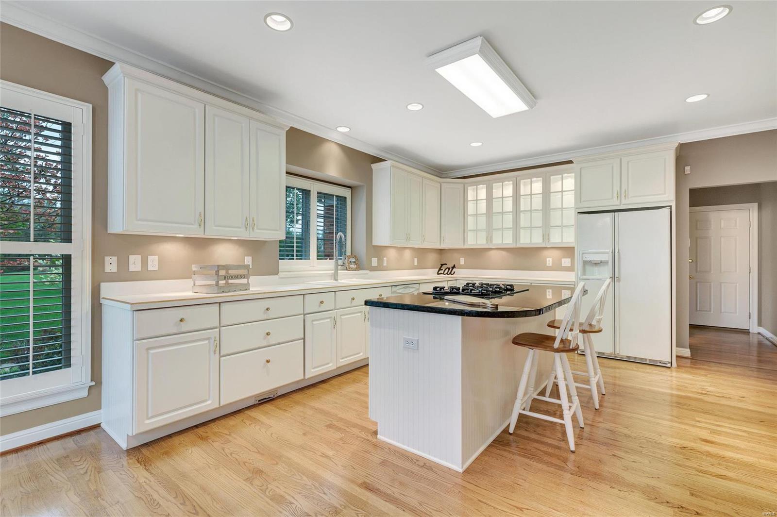 Summit Estate - Residential