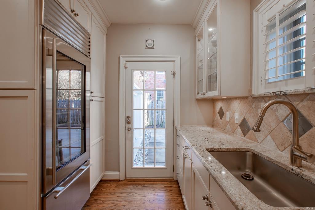 Davis Place - Residential