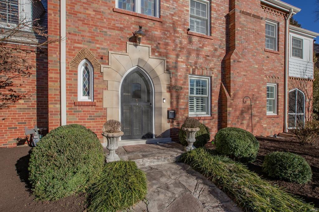 Davis Place - Residential