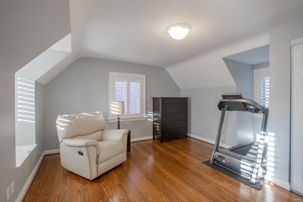 Davis Place - Residential