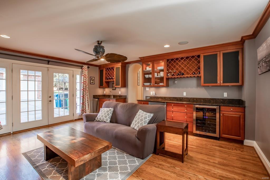 Davis Place - Residential