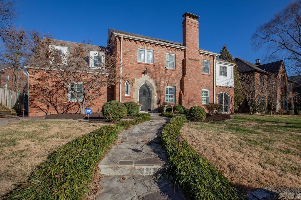 Davis Place - Residential