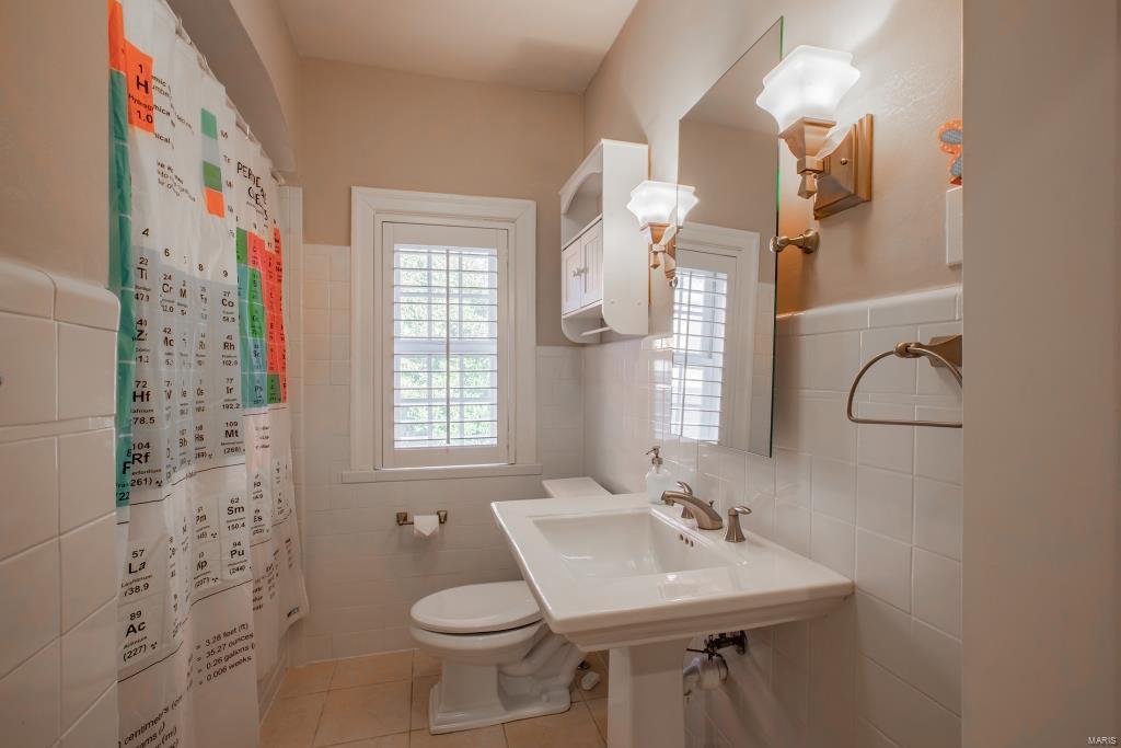 Davis Place - Residential