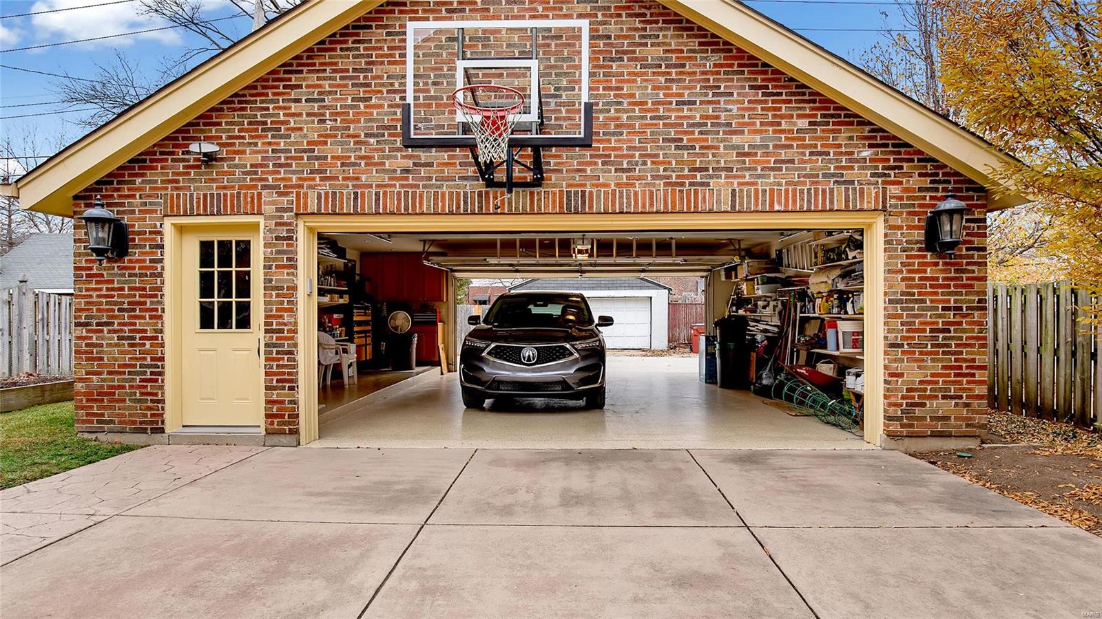 Hillcrest - Residential