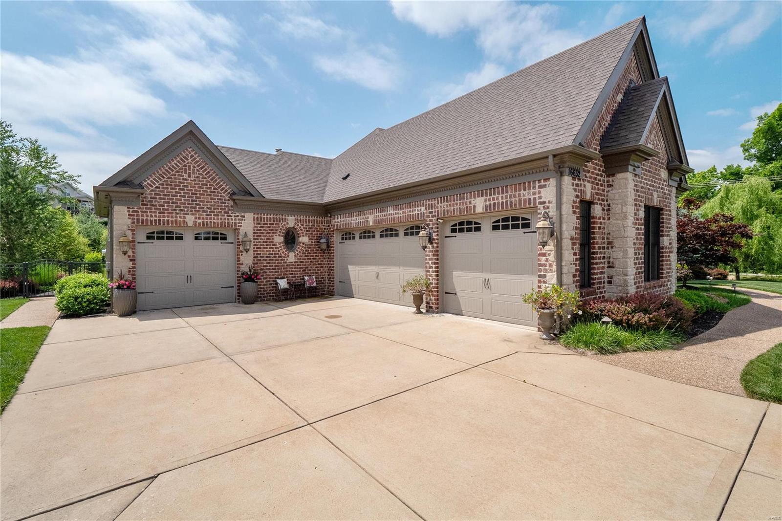 Manors At The Enclaves The - Residential