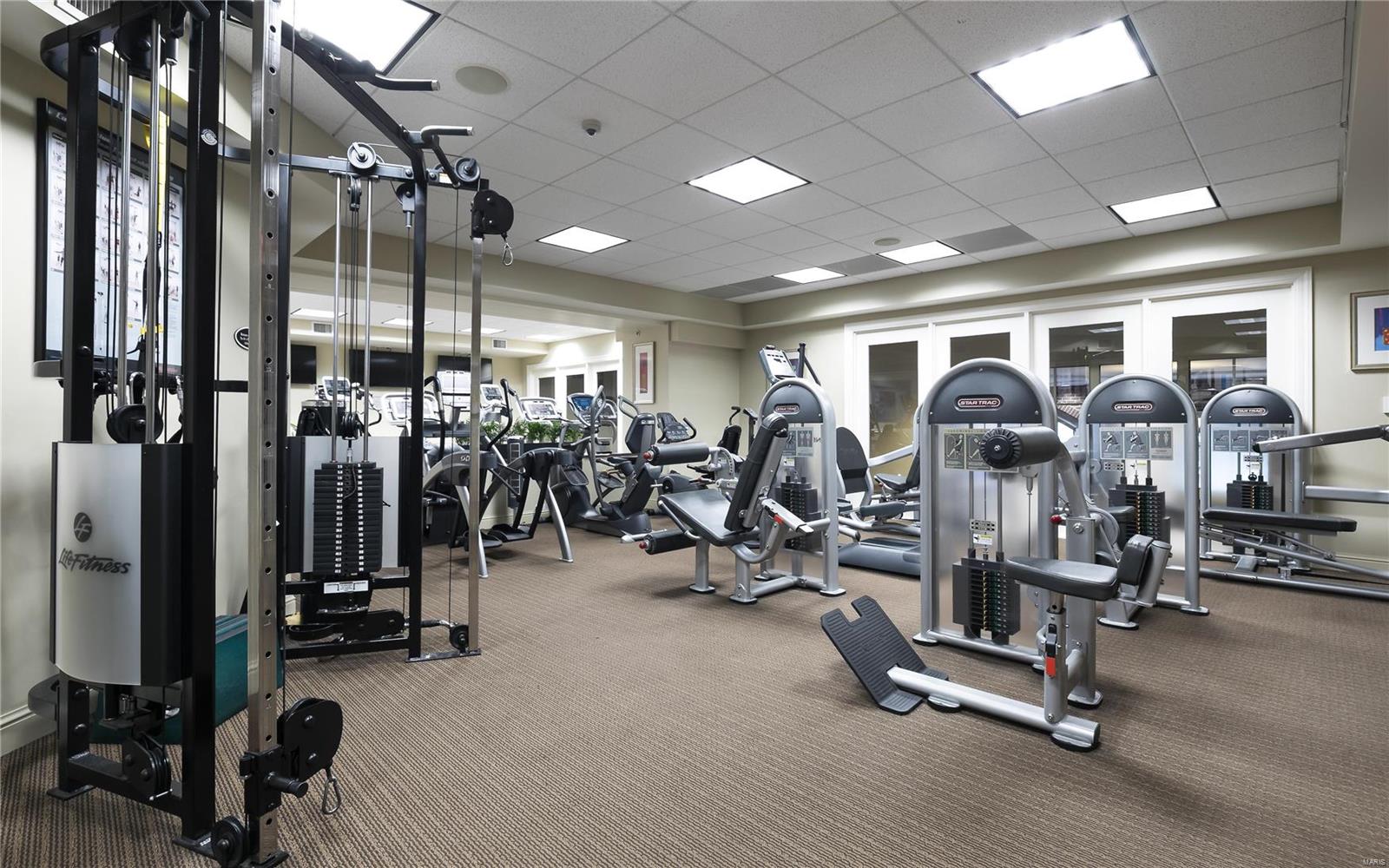 Plaza In Clayton A Condo The - Residential