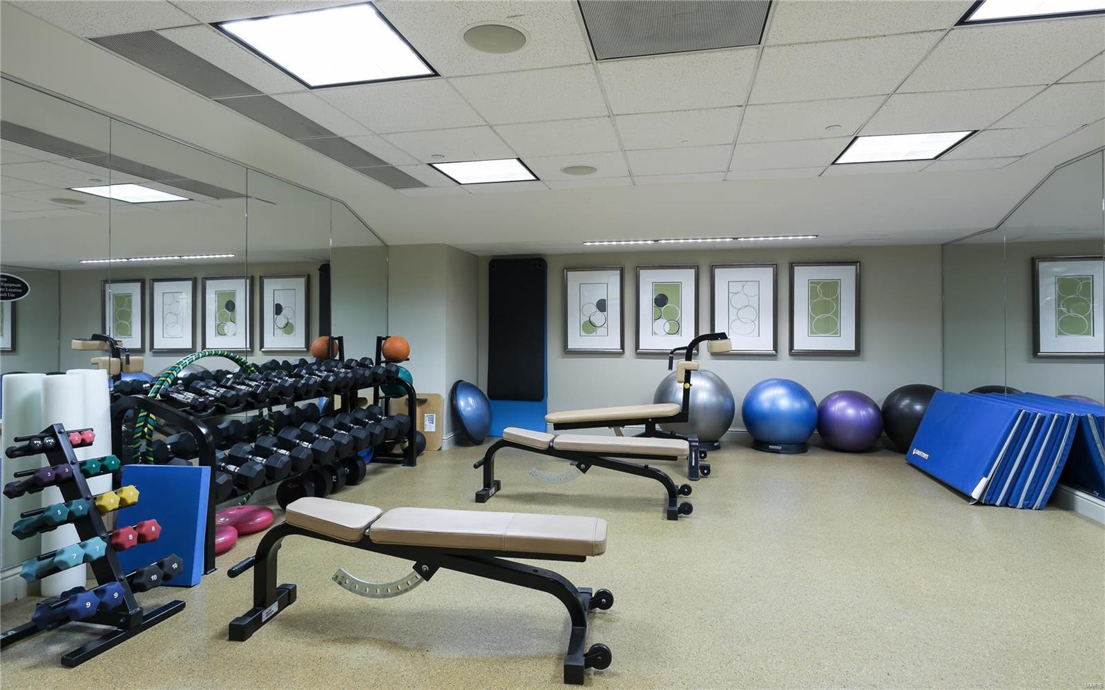 Plaza In Clayton A Condo The - Residential